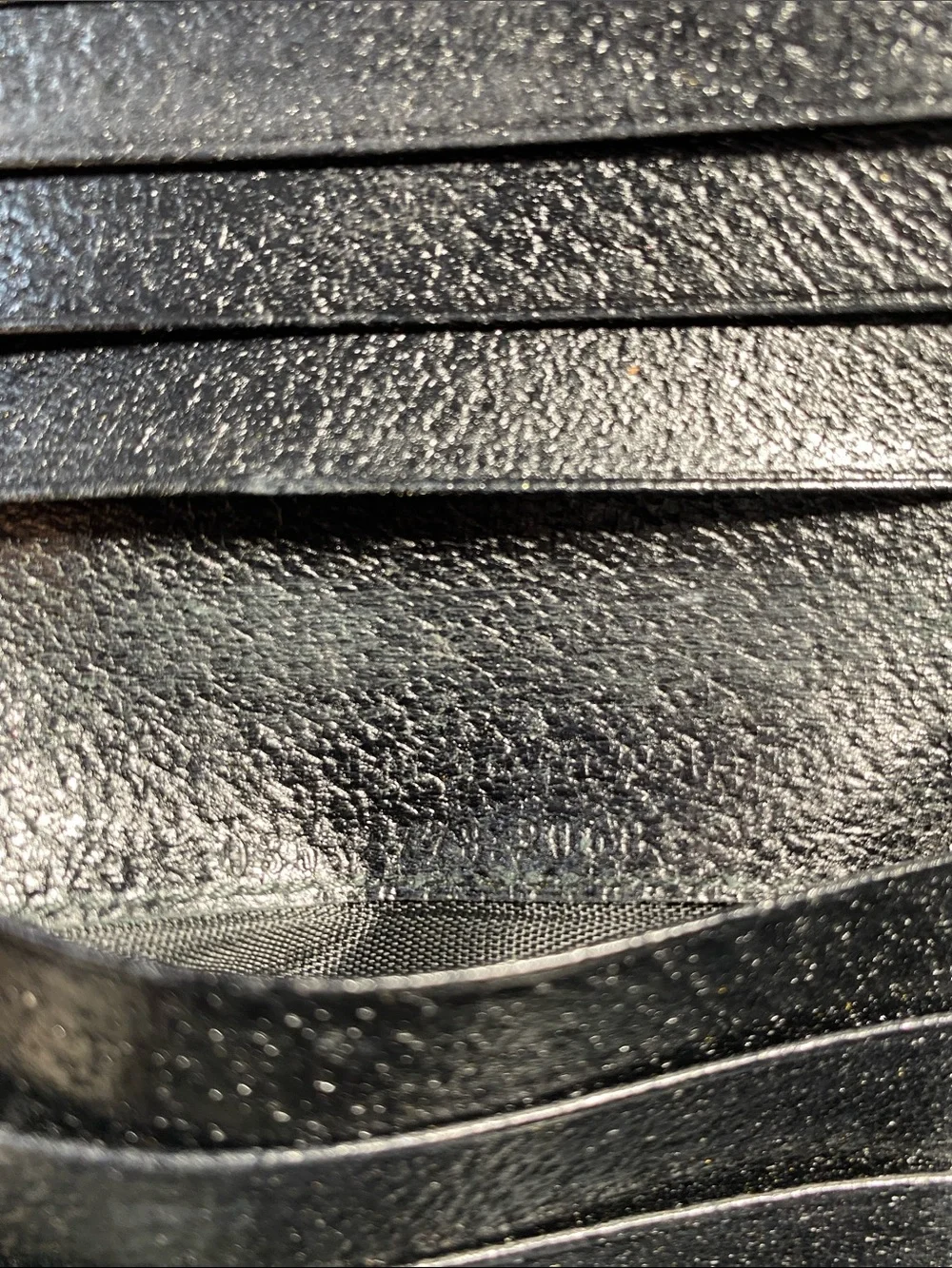 Authentic Gucci black textured leather Wallet - Picture 10 of 15